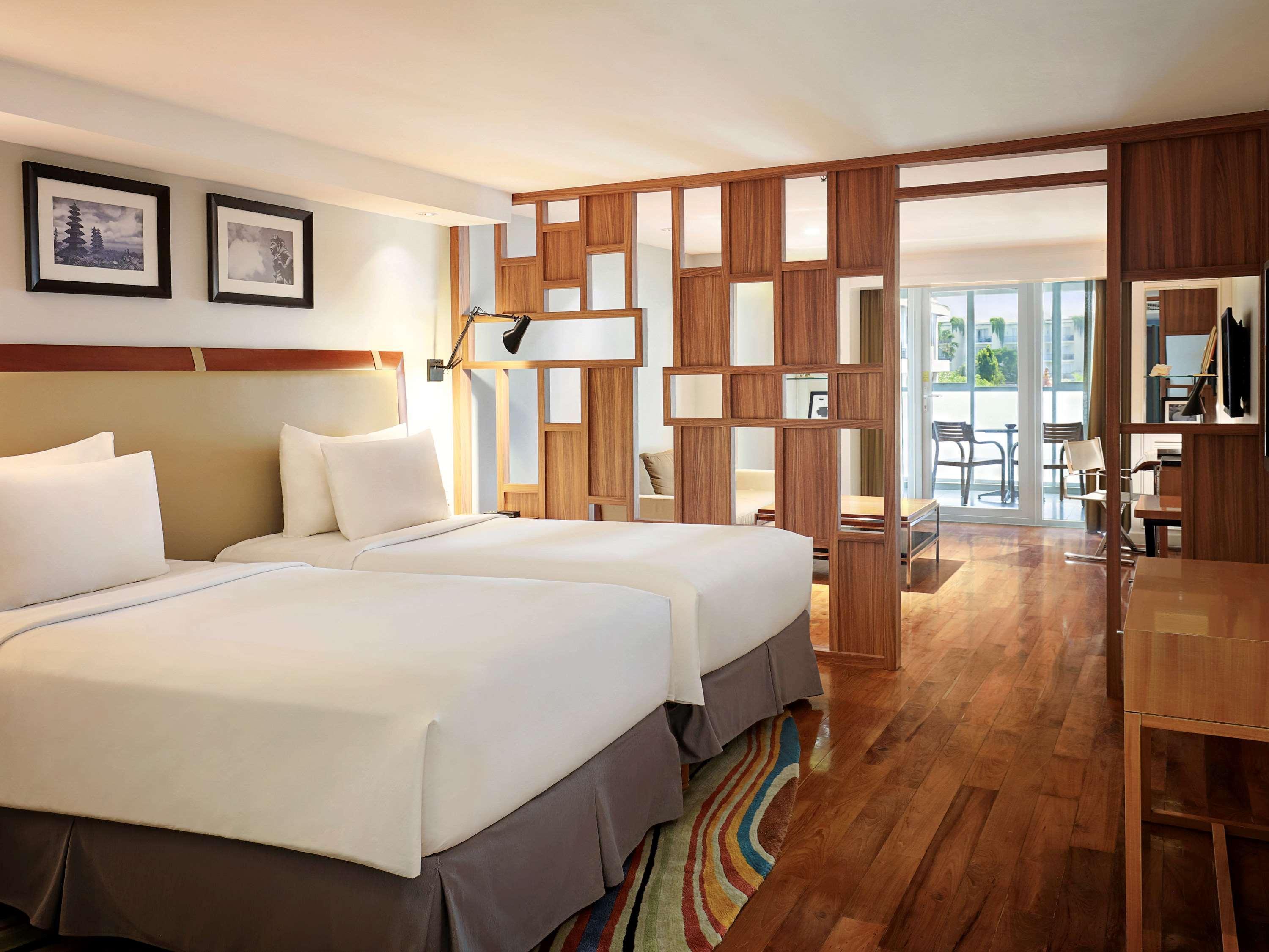 The Kuta Beach Heritage Hotel - Managed By Accor Dış mekan fotoğraf Deluxe Room