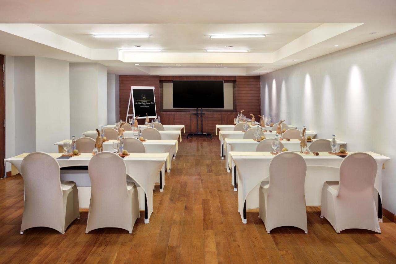 The Kuta Beach Heritage Hotel - Managed By Accor Dış mekan fotoğraf Meeting room