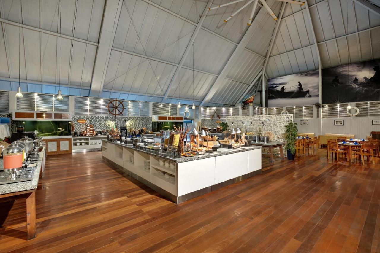 The Kuta Beach Heritage Hotel - Managed By Accor Dış mekan fotoğraf The interior of the lounge